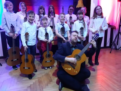 Koncert przed Gitariadą.jpg